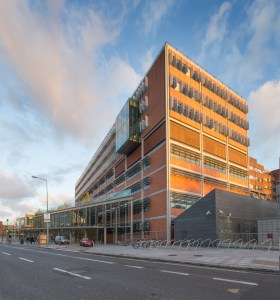 Front_of_Building_Main_Photo_Mater_Hospital_Paul_Tierney_STW